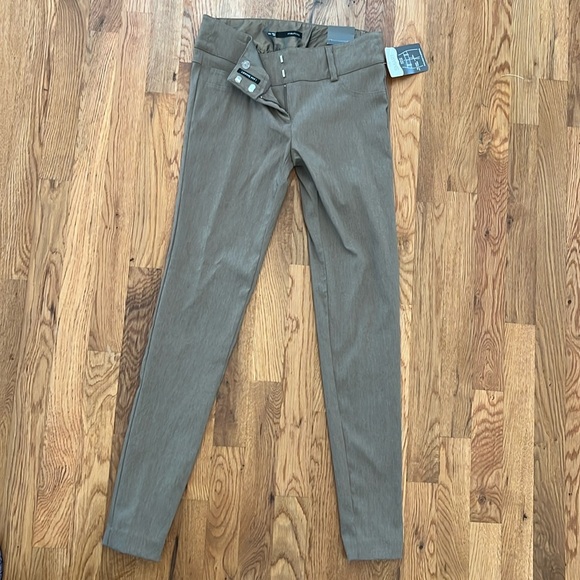 NWT Maurice’s SMART Skinny Pants 1/2 Regular - Picture 1 of 5